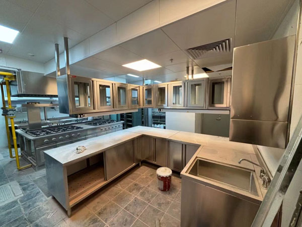 某飯店商用廚具施工現(xiàn)場(chǎng)展示